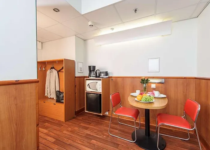 Forenom Aparthotel 2*