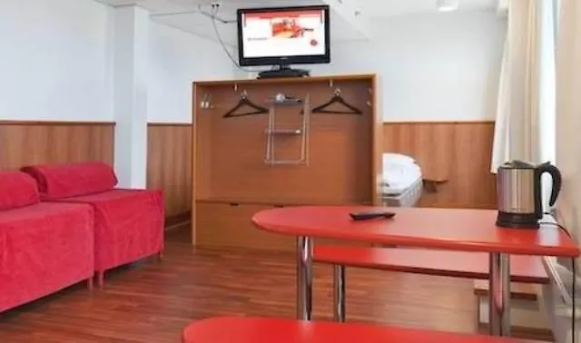 Aparthotel Forenom 2*